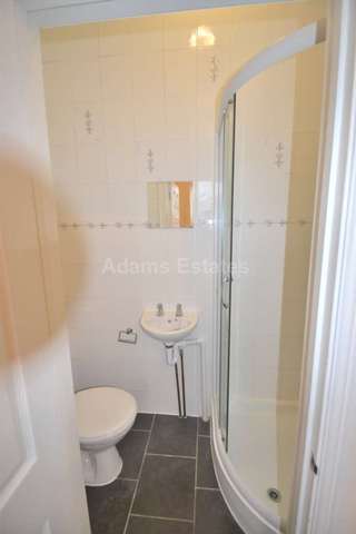  Image of 1 bedroom House Share to rent in Hamilton Road Earley Reading RG1 at Hamilton Road  Reading, RG1 5RD