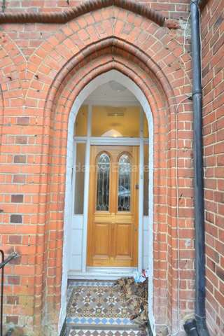 Image of 1 bedroom House Share to rent in Hamilton Road Earley Reading RG1 at Hamilton Road  Reading, RG1 5RD