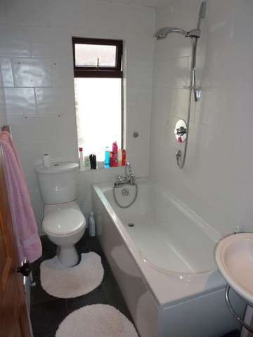  Image of 3 bedroom Terraced house to rent in Douglas Road Anfield Liverpool L4 at Douglas Road  Liverpool, L4 2RQ