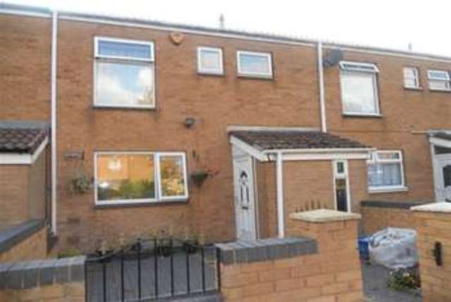  Image of 2 bedroom Detached house to rent in Dover Close Quinton Birmingham B32 at Birmingham, B32 4JT