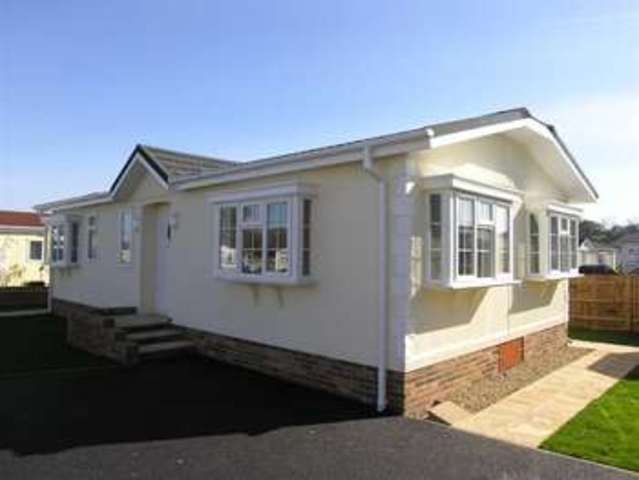  Image of 2 bedroom Property for sale in Downlands Park Homes Half Moon Lane Pepperstock Luton LU1 at Downlands Park Luton Luton, LU1 4LN