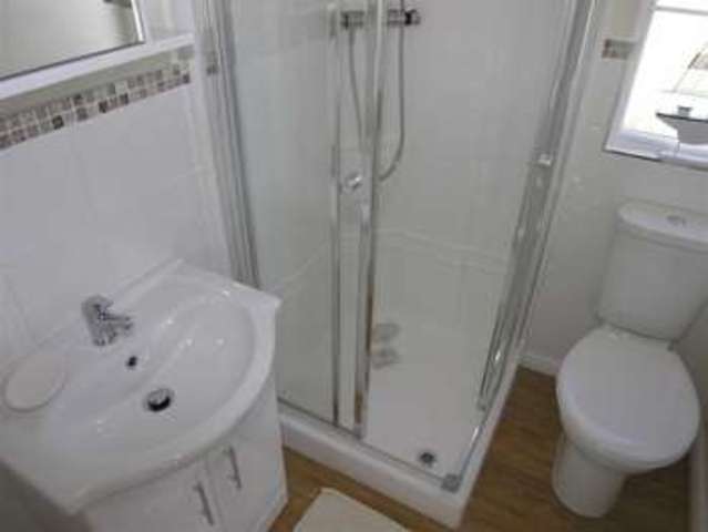  Image of 2 bedroom Property for sale in Downlands Park Homes Half Moon Lane Pepperstock Luton LU1 at Downlands Park Luton Luton, LU1 4LN
