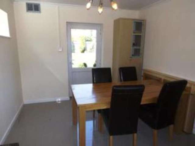  Image of 3 bedroom Semi-Detached house for sale in Dugdale Hill Lane Potters Bar EN6 at Potters Bar Hertfordshire Potters Bar, EN6 2DE