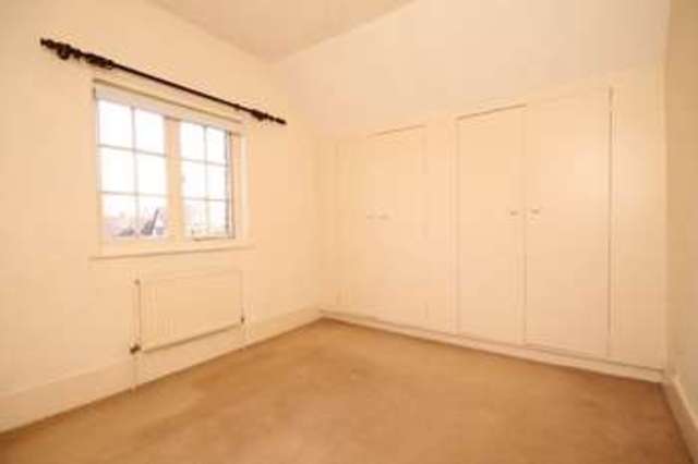  Image of 3 bedroom Semi-Detached house to rent in Dungates Lane Buckland Betchworth RH3 at Dungates Lane Buckland Betchworth, RH3 7BD