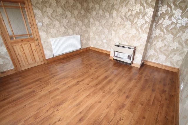  Image of 3 bedroom Terraced house to rent in Dutton Close Stockwood Bristol BS14 at Dutton Close  Bristol, BS14 8BX