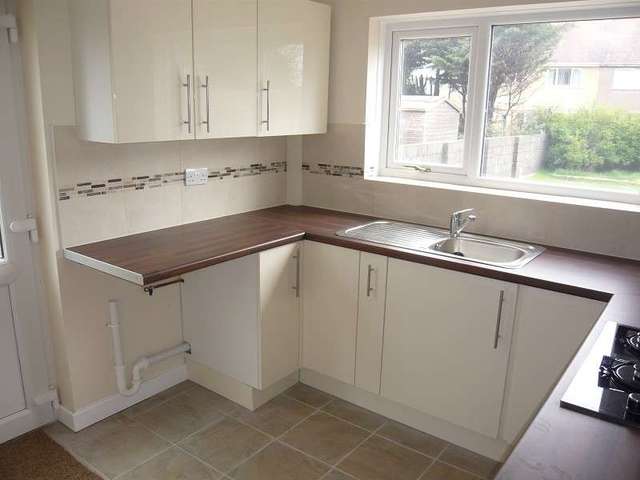 Image of 3 bedroom Property to rent in Dylan Crescent Port Talbot SA12 at Dylan Crescent  Port Talbot, SA12 6BW