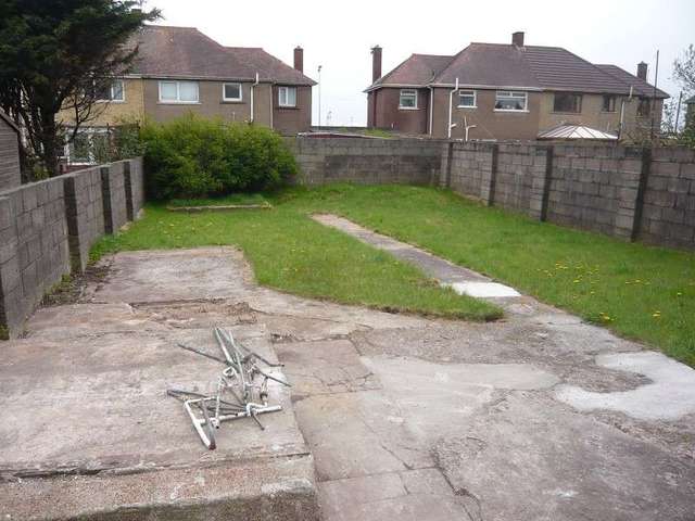  Image of 3 bedroom Property to rent in Dylan Crescent Port Talbot SA12 at Dylan Crescent  Port Talbot, SA12 6BW