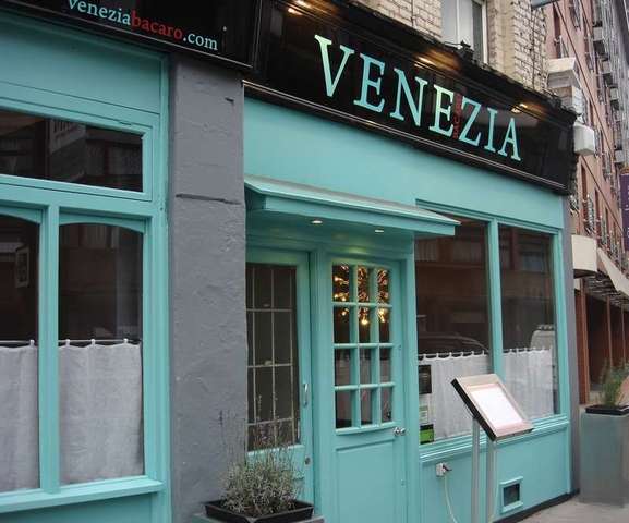  Image of House Share to rent in Goswell Road London EC1M at Goswell Road  London, EC1M 7AH