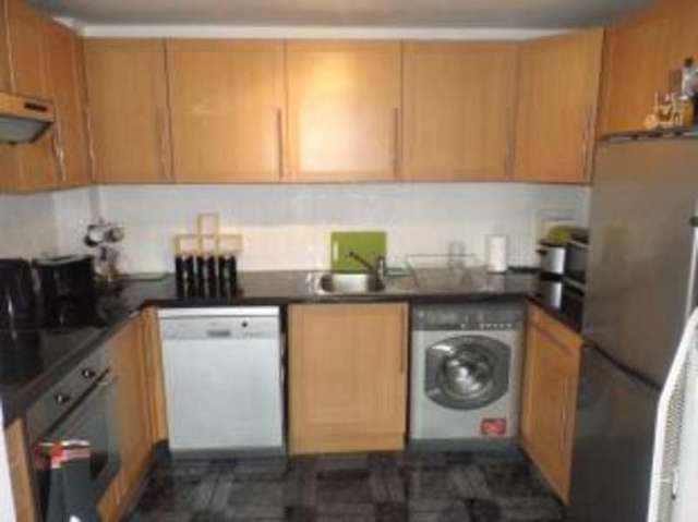 Image of 2 bedroom Flat for sale in Schooner Way Cardiff CF10 at Schooner Way Cardiff Cardiff, CF10 4DX