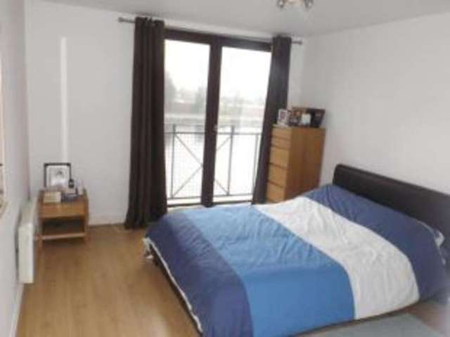  Image of 2 bedroom Flat for sale in Schooner Way Cardiff CF10 at Schooner Way Cardiff Cardiff, CF10 4DX