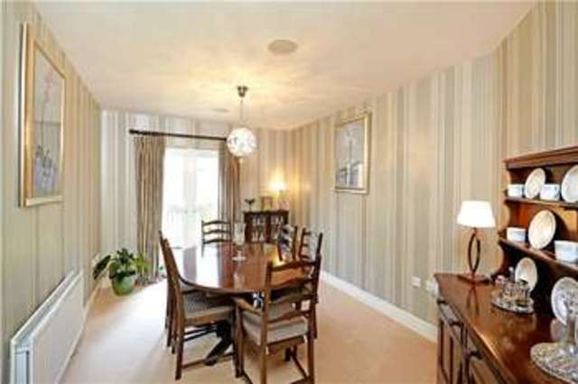  Image of 3 bedroom Flat for sale in East Parkside Warlingham CR6 at Greatpark Warlingham Chelsham, CR6 9QU