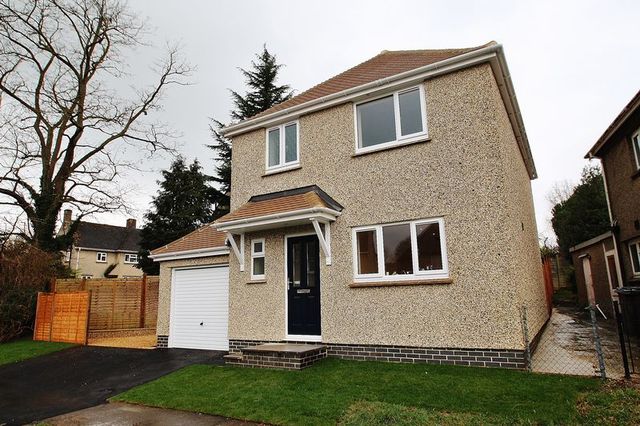  Image of 3 bedroom Detached house for sale in Eastfield Road Witney OX28 at Eastfield Road  Witney, OX28 1HR