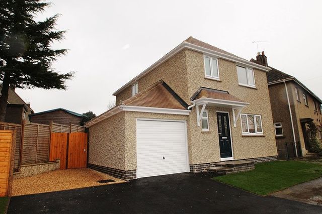  Image of 3 bedroom Detached house for sale in Eastfield Road Witney OX28 at Eastfield Road  Witney, OX28 1HR