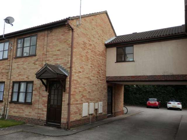 Image of 2 bedroom Apartment to rent in St. Neots Road Eaton Ford St. Neots PE19 at St Neots Road Eaton Ford St Neots, PE19 7BD