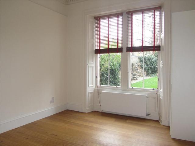  Image of 2 bedroom Flat to rent in Eglinton Crescent Edinburgh EH12 at West End Edinburgh Edinburgh, EH12 5BY