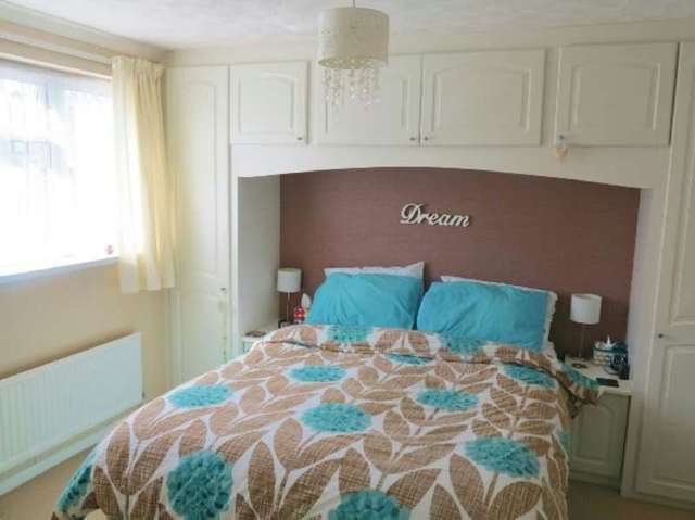  Image of 4 bedroom Detached house for sale in Egremont Drive Lower Earley Reading RG6 at Egremont Drive  Reading, RG6 3BS