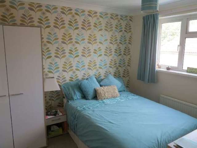  Image of 4 bedroom Detached house for sale in Egremont Drive Lower Earley Reading RG6 at Egremont Drive  Reading, RG6 3BS
