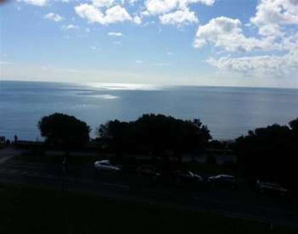  Image of 2 bedroom Property for sale in Grove Road Bournemouth BH1 at Elizabeth Court East Cliff East Cliff, BH1 3DS