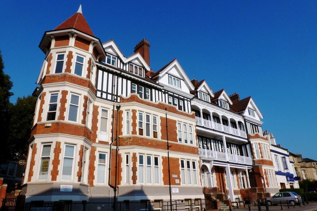  Image of 1 bedroom Apartment to rent in Hinton Road Bournemouth BH1 at Hinton Road  Bournemouth, BH1 2EE