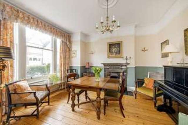  Image of 5 bedroom Detached house for sale in Elm Grove Road London SW13 at Elm Grove Road  London, SW13 0BT