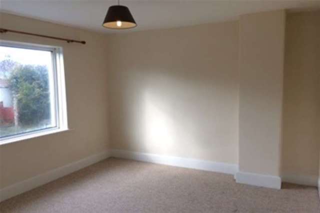  Image of 3 bedroom Detached house to rent in Elm Park Paignton TQ3 at Paignton, TQ3 3QQ