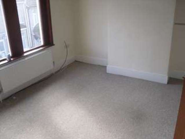  Image of 2 bedroom Terraced house to rent in Elmdale Road Bedminster Bristol BS3 at Elmdale Road Bedminster Bristol, BS3 3JE