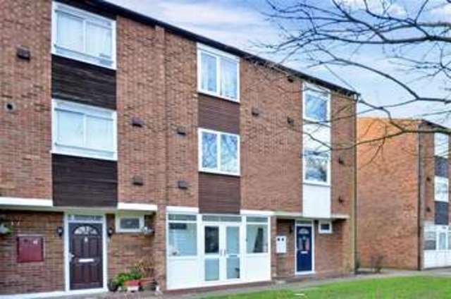  Image of 3 bedroom Semi-Detached house for sale in Erith Road Barnehurst Bexleyheath DA7 at Bexleyheath Kent Bexleyheath, DA7 6BT
