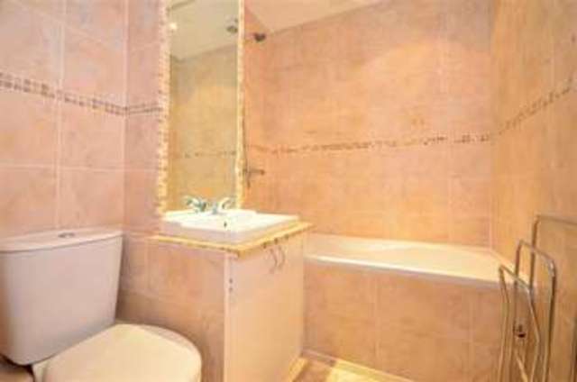  Image of 3 bedroom Semi-Detached house for sale in Erith Road Barnehurst Bexleyheath DA7 at Bexleyheath Kent Bexleyheath, DA7 6BT