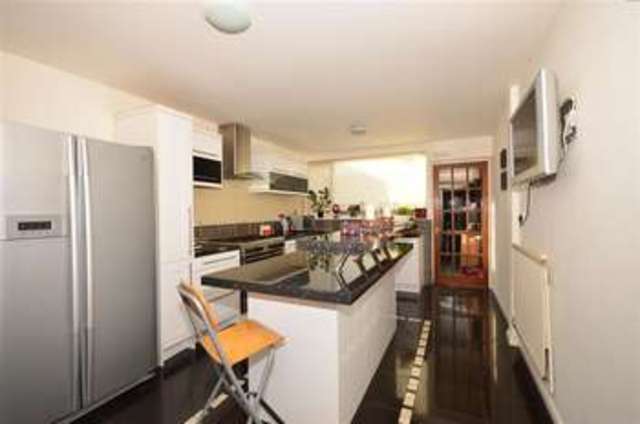  Image of 3 bedroom Semi-Detached house for sale in Erith Road Barnehurst Bexleyheath DA7 at Bexleyheath Kent Bexleyheath, DA7 6BT