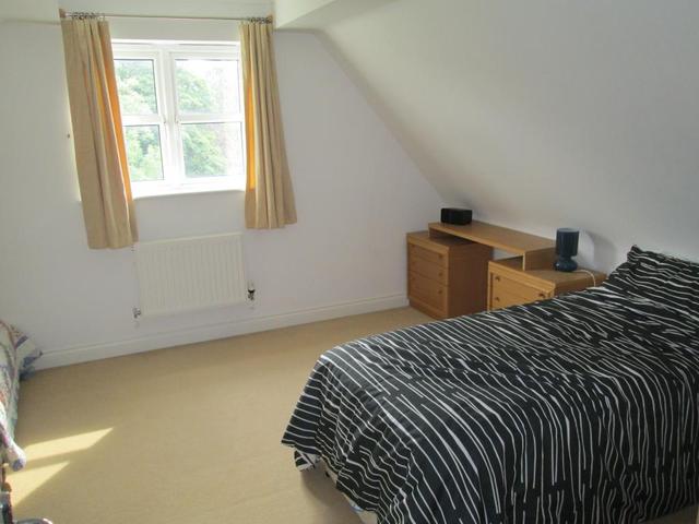  Image of 1 bedroom House Share to rent in Ermine Street North Papworth Everard Cambridge CB23 at Papworth Everard CB23 3DL Papworth Everard, CB23 3DL