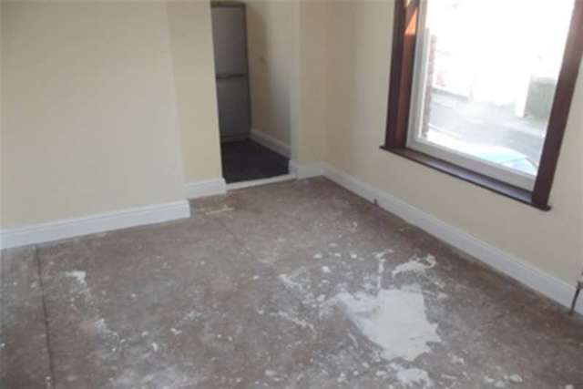  Image of 2 bedroom Flat to rent in Ernest Road Portsmouth PO1 at Portsmouth, PO1 5RD