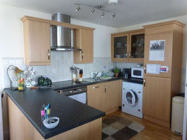  Image of 2 bedroom Apartment for sale in Esplanade Porthcawl CF36 at Porthcawl  Porthcawl, CF36 3YE