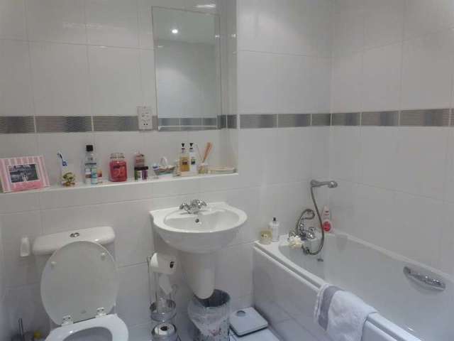  Image of 2 bedroom Apartment for sale in Esplanade Porthcawl CF36 at Porthcawl  Porthcawl, CF36 3YE