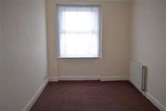  Image of 2 bedroom Flat to rent in Ethelbert Crescent Cliftonville Margate CT9 at Margate, CT9 2DP