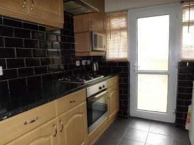  Image of 3 bedroom Terraced house for sale in Eve Road Easton Bristol BS5 at Easton Bristol The Oval, BS5 0JX
