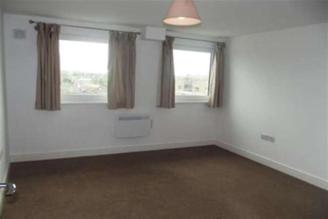  Image of 1 bedroom Flat to rent in Verney Street Exeter EX1 at Exeter, EX1 2FE