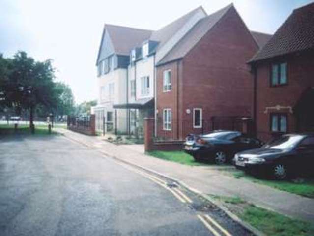  Image of 1 bedroom Retirement Property for sale in Fairland Street Wymondham NR18 at 56-58 Fairland Street  Wymondham, NR18 0JS