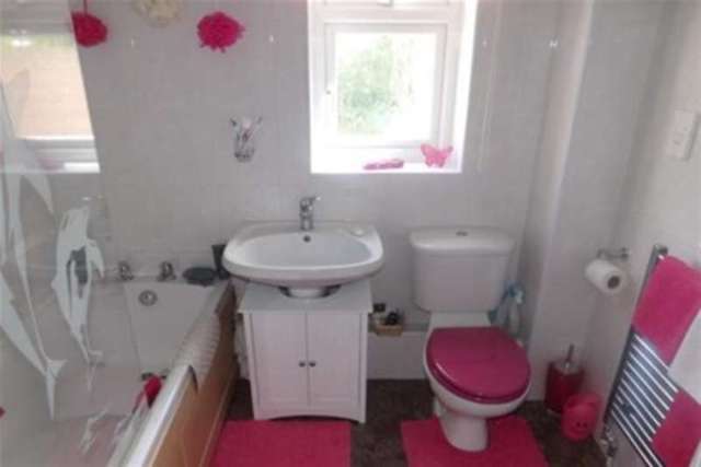  Image of 3 bedroom Detached house to rent in Polmennor Road Falmouth TR11 at Falmouth, TR11 5UX