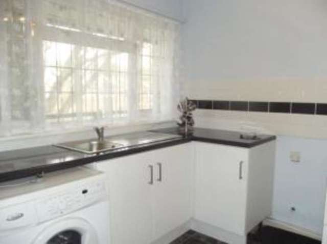  Image of 1 bedroom Flat for sale in Robin Hood Close Farnborough GU14 at Farnborough Hampshire Fox Lane, GU14 8TN