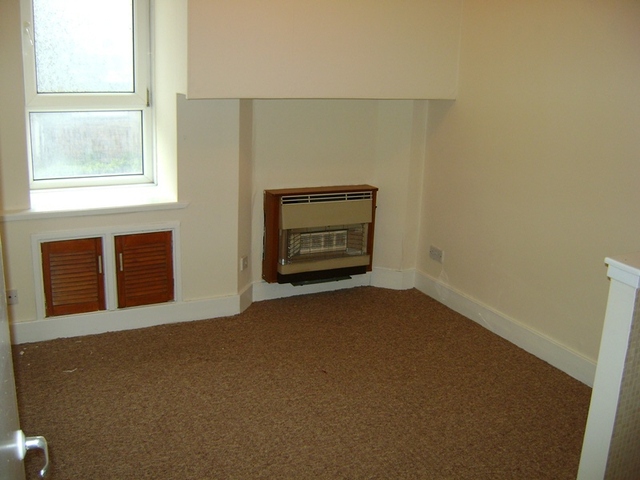  Image of 1 bedroom Flat to rent in Ferguslie Paisley PA1 at Main Street Paisley Renfrewshire, PA1 2QP