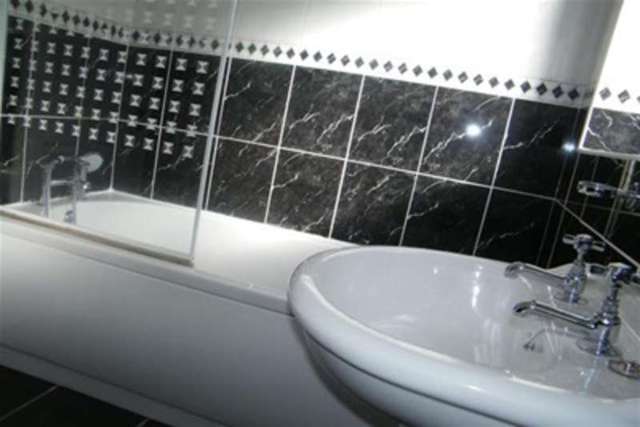  Image of 3 bedroom Semi-Detached house to rent in Ferndown Road Wythenshawe Manchester M23 at Manchester, M23 9AU
