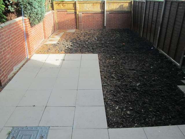  Image of 2 bedroom Semi-Detached house to rent in Fernleigh Court Wakefield WF2 at Wakefield Wrenthorpe, WF2 8SJ