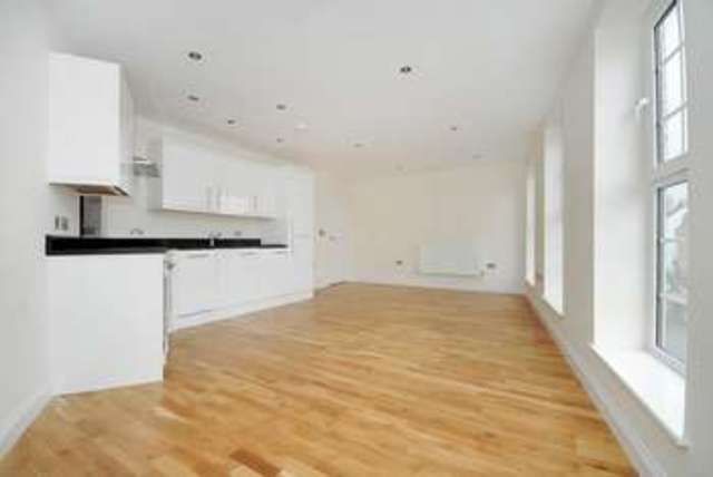  Image of 1 bedroom Flat to rent in Finchley Road London NW2 at Finchely Road London Fortune Green, NW2 2HR