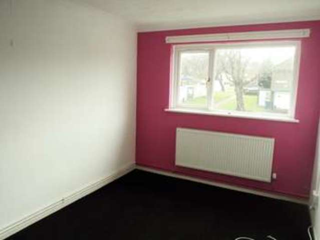  Image of 3 bedroom Flat to rent in Firs Avenue Cardiff CF5 at Firs Avenue Fairwater Cardiff, CF5 3TL