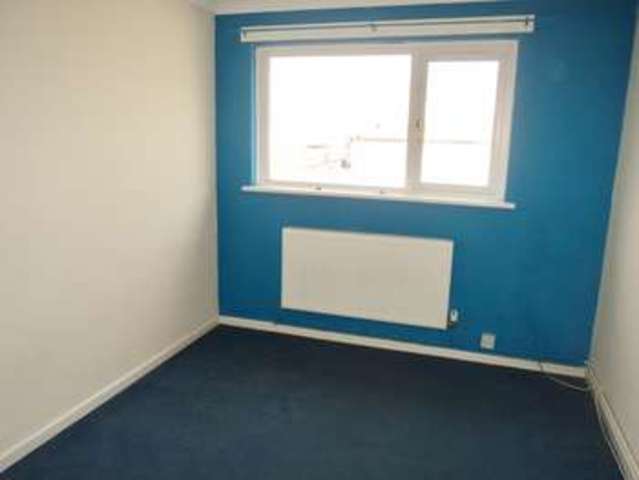  Image of 3 bedroom Flat to rent in Firs Avenue Cardiff CF5 at Firs Avenue Fairwater Cardiff, CF5 3TL