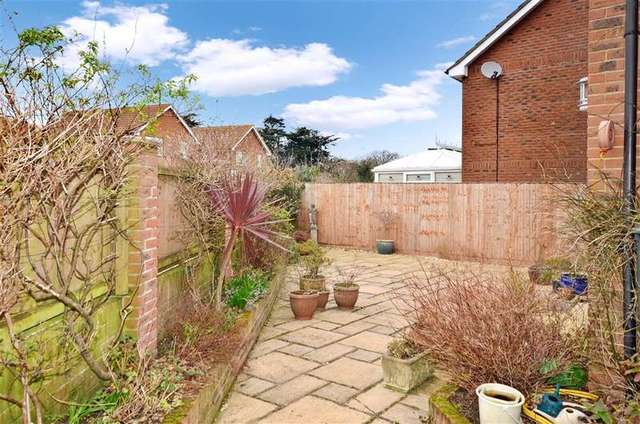  Image of 4 bedroom Detached house for sale in Fleet Way Shalfleet Newport PO30 at Shalfleet Newport Newport, PO30 4PR