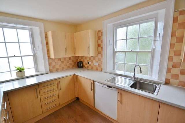  Image of 6 bedroom Detached house to rent in Bridge Street Fordingbridge SP6 at Bridge Street  Fordingbridge, SP6 1AH