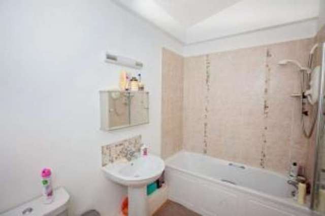  Image of 1 bedroom Flat for sale in Fore Street Bodmin PL31 at Fore Street Bodmin Bodmin, PL31 2AX