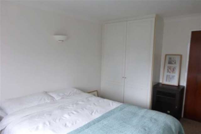  Image of 1 bedroom Flat to rent in Forest Drive Harborne Birmingham B17 at Birmingham, B17 9HW
