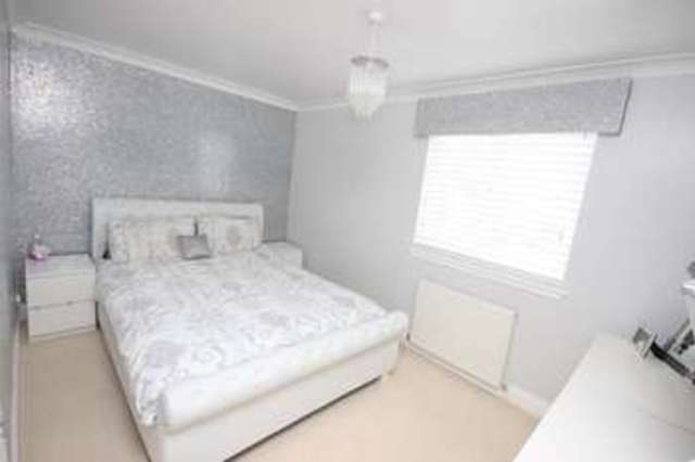  Image of 2 bedroom Semi-Detached house for sale in Forties Crescent Thornliebank Glasgow G46 at Forties Crescent Thornliebank Glasgow, G46 8JS